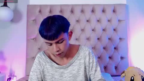 Snapshot of princeapolo_anki chatting on 11-04-25, 07:57 Prince online show from 11-04-25, 07:57