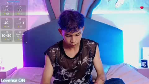 Snapshot of princeapolo_anki chatting on 11-14-25, 09:46 Prince online show from 11-14-25, 09:46