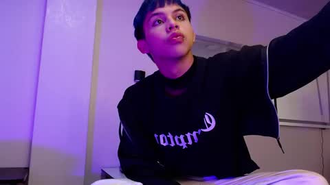 Snapshot of princeapolo_anki chatting on 11-22-25, 07:57 Prince online show from 11-22-25, 07:57