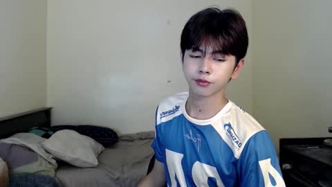 Snapshot of princecalix chatting on 10-15-25, 03:28 princecalix online show from 10-15-25, 03:28