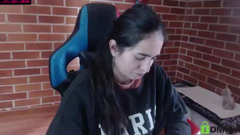 Leia online show from 07-17-26, 05:40