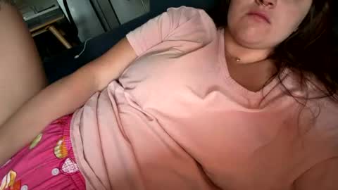 Snapshot of princess4723 chatting on 07-16-26, 01:50 Emily online show from 07-16-26, 01:50