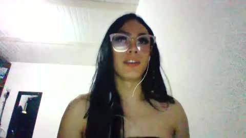 Snapshot of princess_0302 chatting on 02-09-25, 03:22 princess_0302 online show from 02-09-25, 03:22