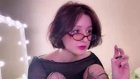 Snapshot of princess_euphoria chatting on 01-14-25, 06:45 Kristina online show from 01-14-25, 06:45