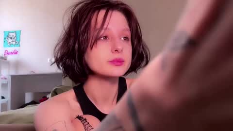 Snapshot of princess_euphoria chatting on 02-06-25, 09:53 Kristina online show from 02-06-25, 09:53