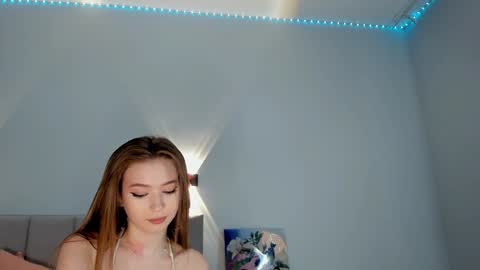 Snapshot of princess_nier chatting on 01-25-25, 05:51 Princess Diana online show from 01-25-25, 05:51