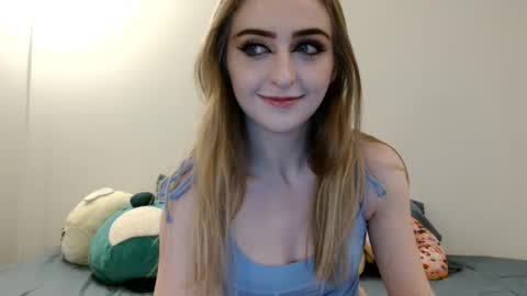 Snapshot of princess_peach_x chatting on 12-10-24, 10:58 Tiffany online show from 12-10-24, 10:58