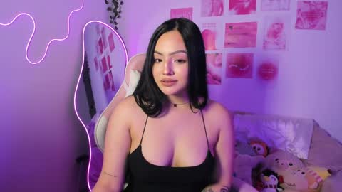 Snapshot of princess_saris chatting on 04-04-26, 02:43 online show from 04-04-26, 02:43