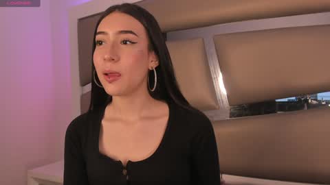 princess_tokyo_ online show from 02-05-25, 12:38