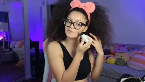 Amber online show from 11-30-25, 03:32