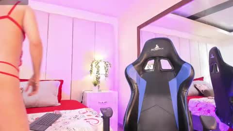 princessammy1 online show from 10-20-25, 10:32