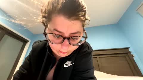 Snapshot of princesscutieex chatting on 10-29-25, 10:33 princesscutieex online show from 10-29-25, 10:33