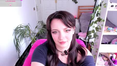 Snapshot of princessfoxyx chatting on 01-14-25, 03:47 Princess Foxy online show from 01-14-25, 03:47