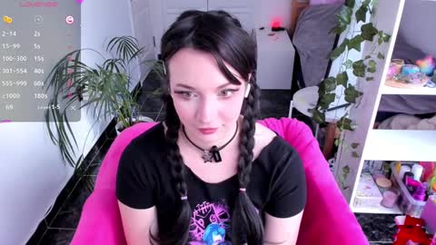 Snapshot of princessfoxyx chatting on 01-17-25, 04:15 Princess Foxy online show from 01-17-25, 04:15