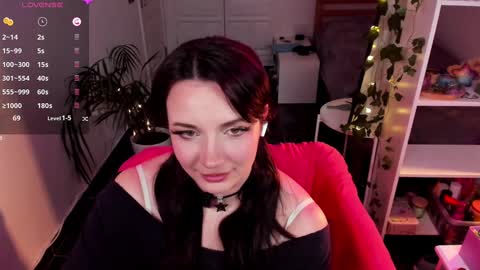 Snapshot of princessfoxyx chatting on 01-27-25, 07:13 Princess Foxy online show from 01-27-25, 07:13