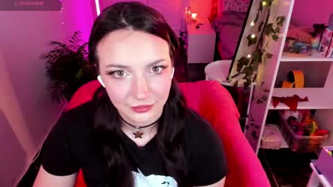 Snapshot of princessfoxyx chatting on 03-08-25, 06:37 Princess Foxy online show from 03-08-25, 06:37