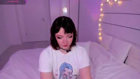 Snapshot of princessfoxyx chatting on 11-17-25, 06:19 Princess Foxy online show from 11-17-25, 06:19