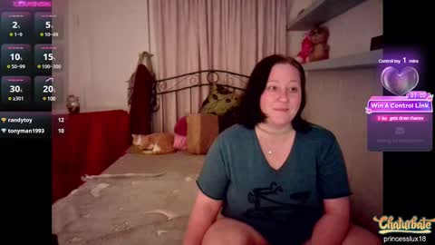 Snapshot of princesslux18 chatting on 12-07-24, 08:49 Lux Alot Luxi online show from 12-07-24, 08:49