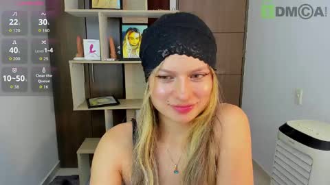 Snapshot of princessmariana25 chatting on 10-14-25, 07:25 princessmariana25 online show from 10-14-25, 07:25