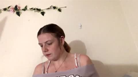 Snapshot of princesssnowflk84 chatting on 05-03-26, 08:15 princesssnowflk84 online show from 05-03-26, 08:15