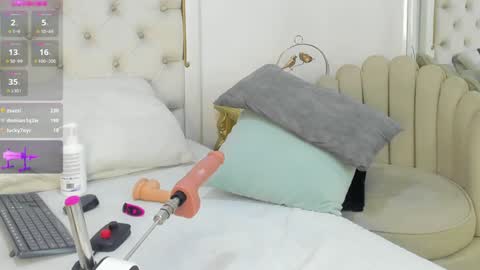 Marcela online show from 01-09-25, 09:47