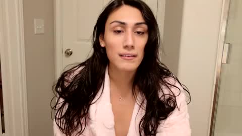 Snapshot of prinxessally chatting on 02-12-25, 06:51 Prinxessally online show from 02-12-25, 06:51