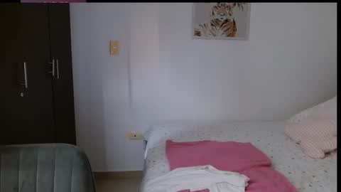 Marcela online show from 10-20-25, 07:03