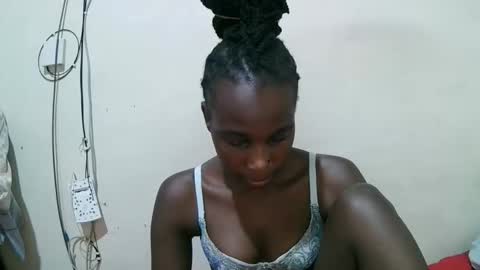 pritty_amber online show from 04-24-26, 08:50