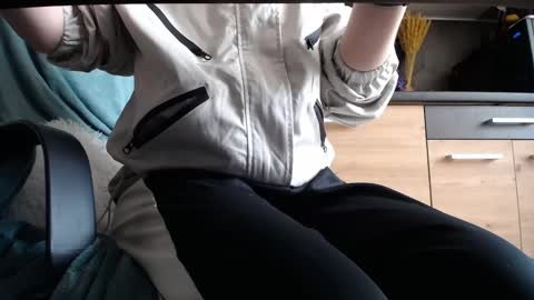 Space online show from 04-12-26, 07:57