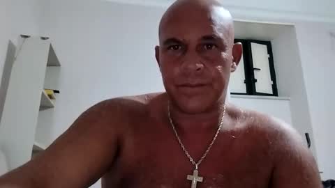 Snapshot of privatetour369 chatting on 05-24-26, 10:48 privatetour369 online show from 05-24-26, 10:48