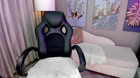 Priya Rose online show from 02-01-25, 06:19