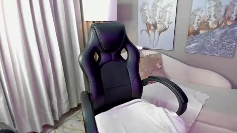 Priya Rose online show from 02-22-25, 09:37