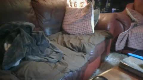 Snapshot of probody chatting on 01-01-25, 01:58 MUSCLEGOD online show from 01-01-25, 01:58