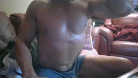 Snapshot of probody chatting on 11-05-25, 11:10 MUSCLEGOD online show from 11-05-25, 11:10