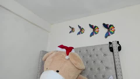 Profana Red online show from 12-27-24, 07:24