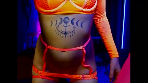 Lua Sekmet online show from 11-15-25, 03:04