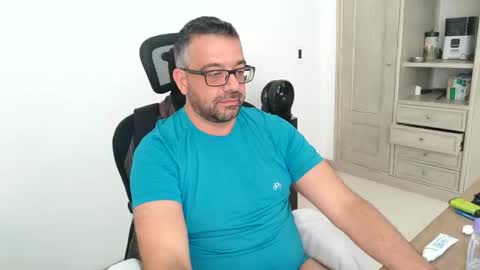 Professional manBD online show from 10-25-25, 06:35