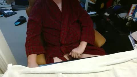 Snapshot of professorjackoff chatting on 05-18-26, 05:19 professorjackoff online show from 05-18-26, 05:19