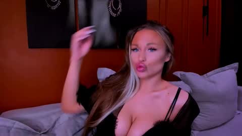 Barbara online show from 03-10-25, 12:26