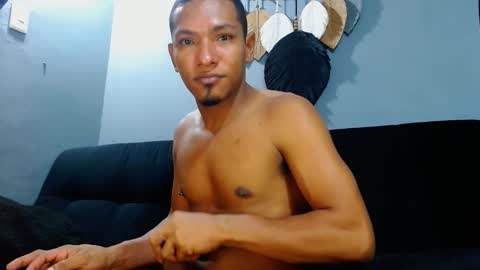 Snapshot of prometo23cm chatting on 12-14-24, 05:51 Grande y Gruesa online show from 12-14-24, 05:51