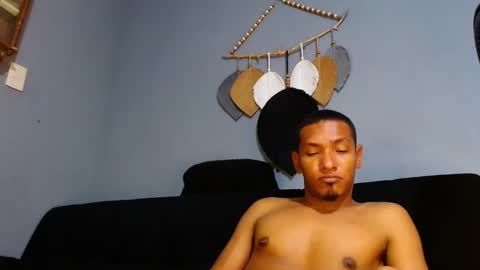 Snapshot of prometo23cm chatting on 12-14-24, 09:29 Grande y Gruesa online show from 12-14-24, 09:29