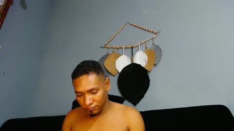 Snapshot of prometo23cm chatting on 01-08-25, 05:37 Grande y Gruesa online show from 01-08-25, 05:37