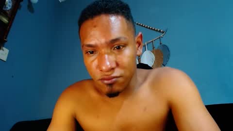 Snapshot of prometo23cm chatting on 01-11-25, 09:36 Grande y Gruesa online show from 01-11-25, 09:36