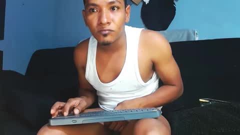 Snapshot of prometo23cm chatting on 11-01-25, 03:19 Grande y Gruesa online show from 11-01-25, 03:19