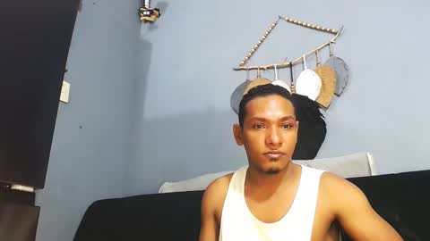 Grande y Gruesa online show from 04-12-26, 02:16