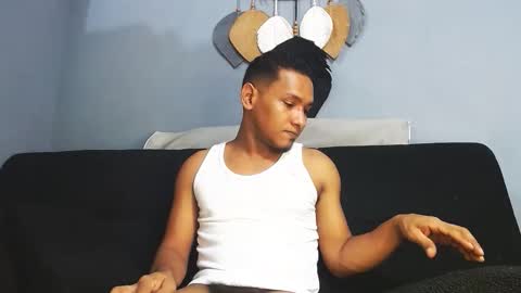 Grande y Gruesa online show from 04-23-26, 08:46