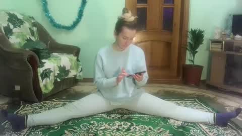 Snapshot of proud_sweet_21 chatting on 12-27-24, 06:53 proud sweet 21 online show from 12-27-24, 06:53