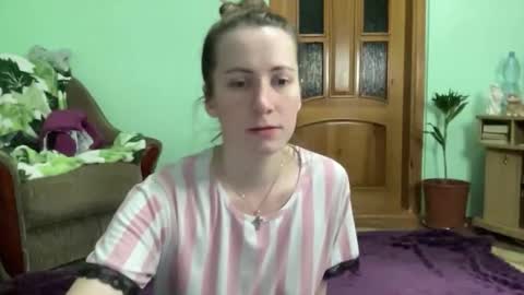 Snapshot of proud_sweet_21 chatting on 10-02-25, 10:28 proud sweet 21 online show from 10-02-25, 10:28