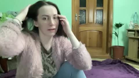 Snapshot of proud_sweet_21 chatting on 10-10-25, 10:31 proud sweet 21 online show from 10-10-25, 10:31