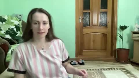 Snapshot of proud_sweet_21 chatting on 10-16-25, 10:11 proud sweet 21 online show from 10-16-25, 10:11